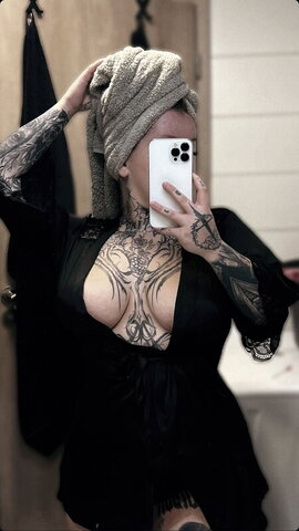 inkedteri nude photo 1