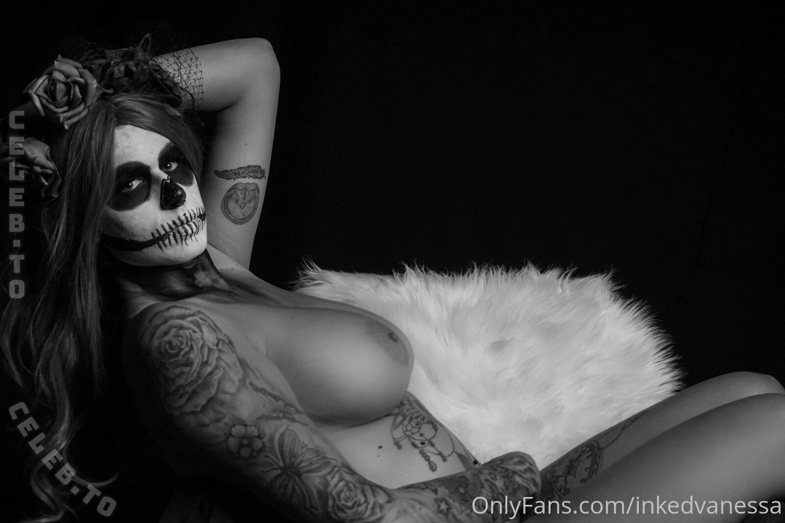 InkedVanessa nude photo 9