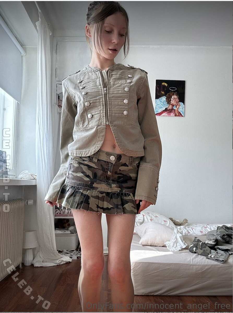 Innocent_angel_ nude photo 4