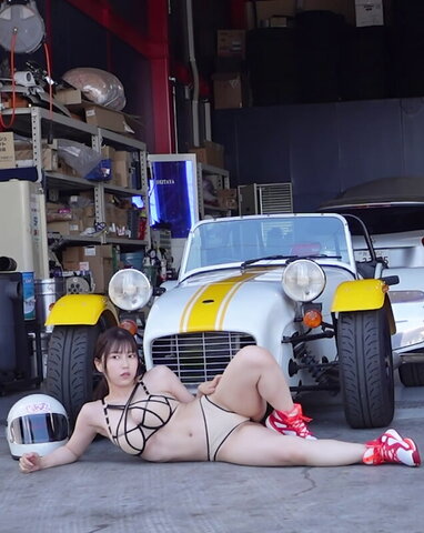 Io Iori nude photo 22