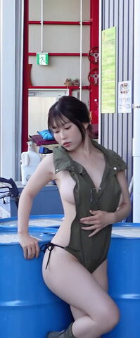 Io Iori nude photo 12