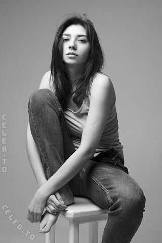 Irina Lozovaya nude photo 38