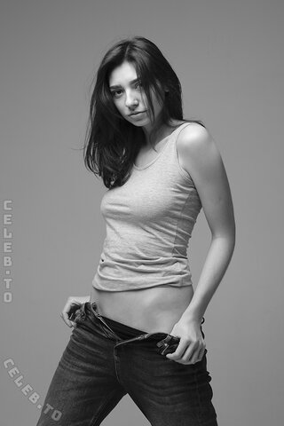 Irina Lozovaya nude photo 33