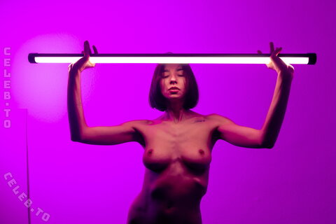 Irina Lozovaya nude photo 25