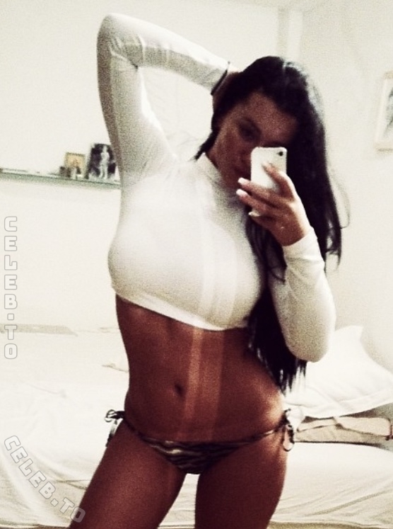 Irina Olsen nude photo 18