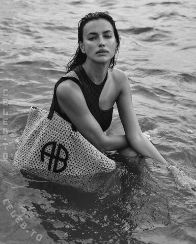 Irina Shayk nude photo 61