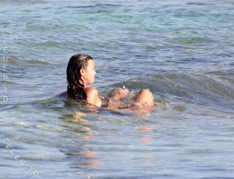 Irina Shayk nude photo 116