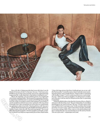 Irina Shayk nude photo 2