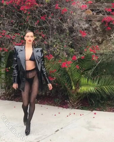 Irina Shayk nude