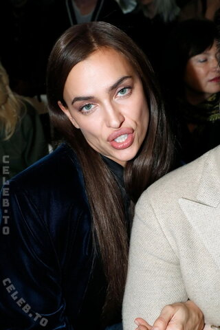 Irina Shayk nude photo 137