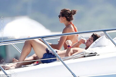 Irina Shayk photo 3