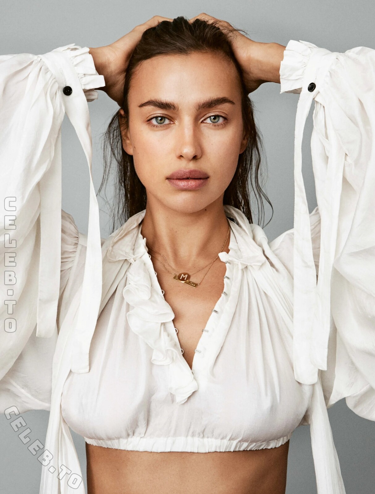 Irina Shayk nude photo 2