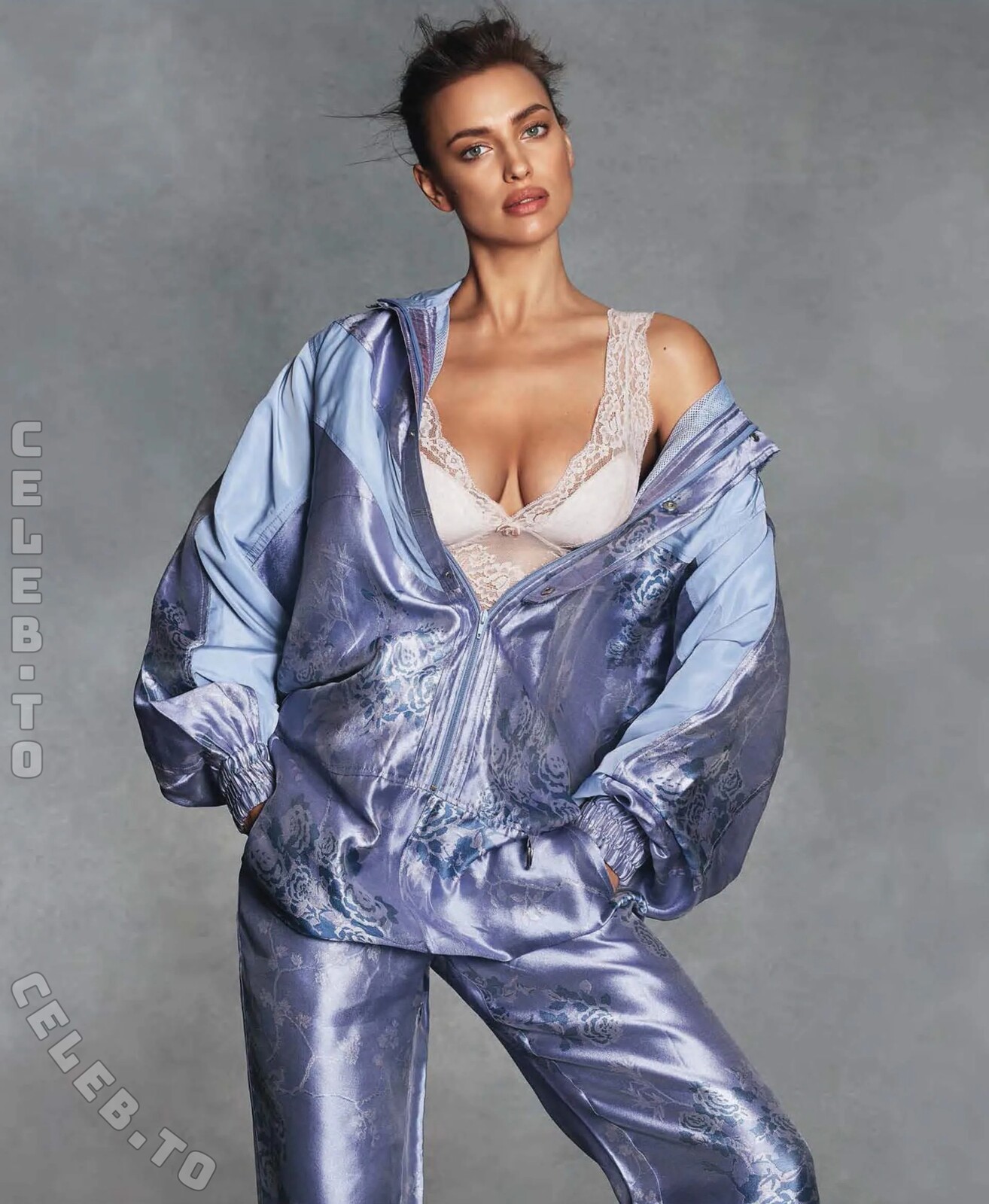 Irina Shayk nude photo 4