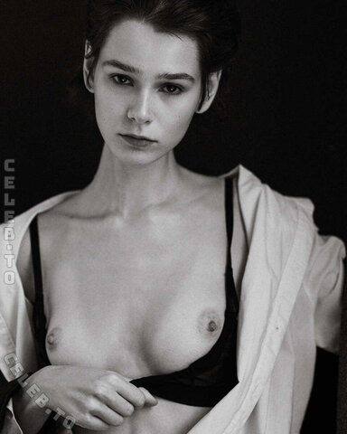 Irina Telicheva nude photo 21
