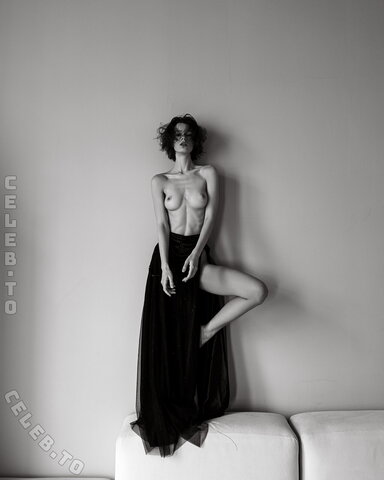Irina Telicheva nude photo 19