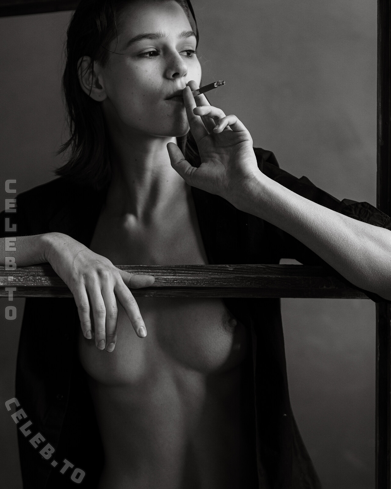 Irina Telicheva nude photo 10