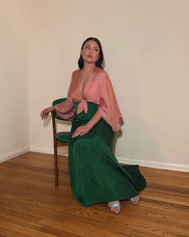 Isa Briones nude photo 23