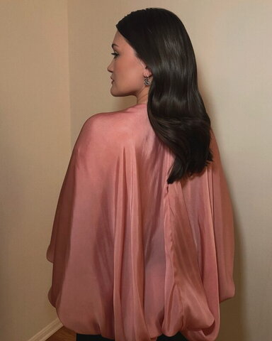 Isa Briones nude photo 22