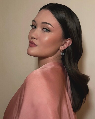 Isa Briones nude photo 19