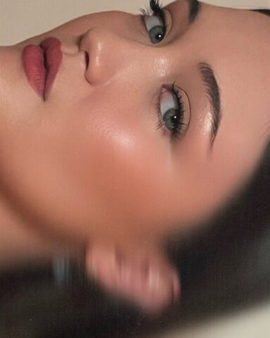Isa Briones nude photo 18