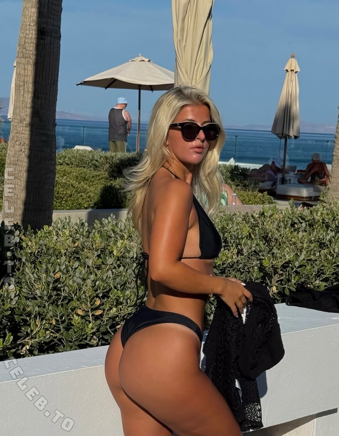 Isabel Taffs nude photo 2