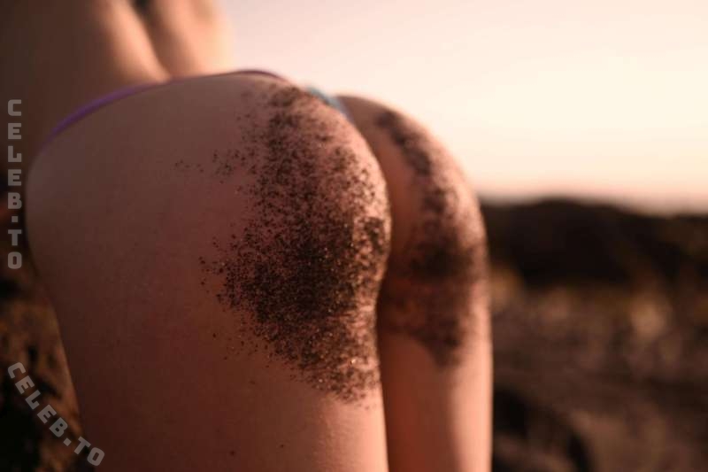 Isabell Malavasi nude photo 6