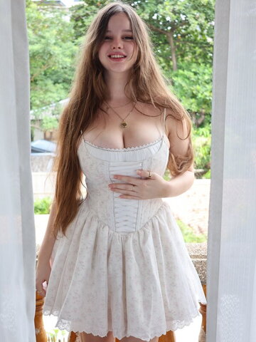 Isabella Ardley nude photo 2