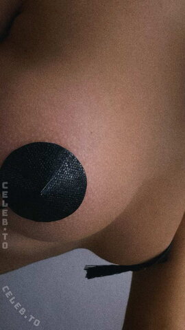 Isabella200 nude photo 11