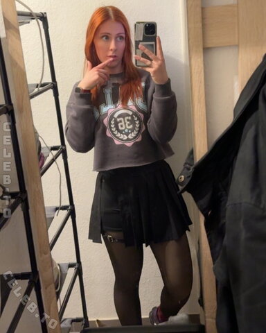isabxllx.sdr nude photo 17