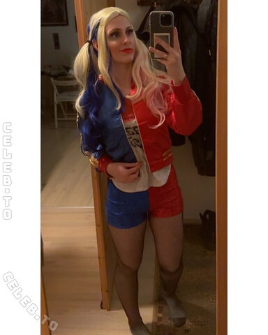 isabxllx.sdr nude photo 4
