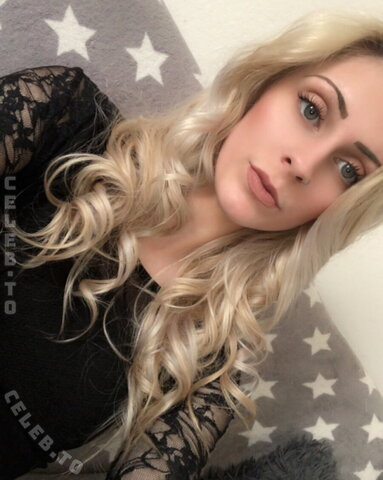 isabxllx.sdr nude photo 10