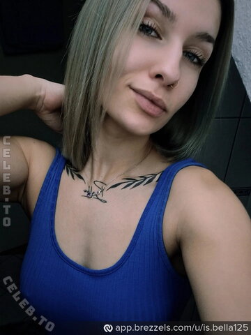 is.bella125 nude photo 3