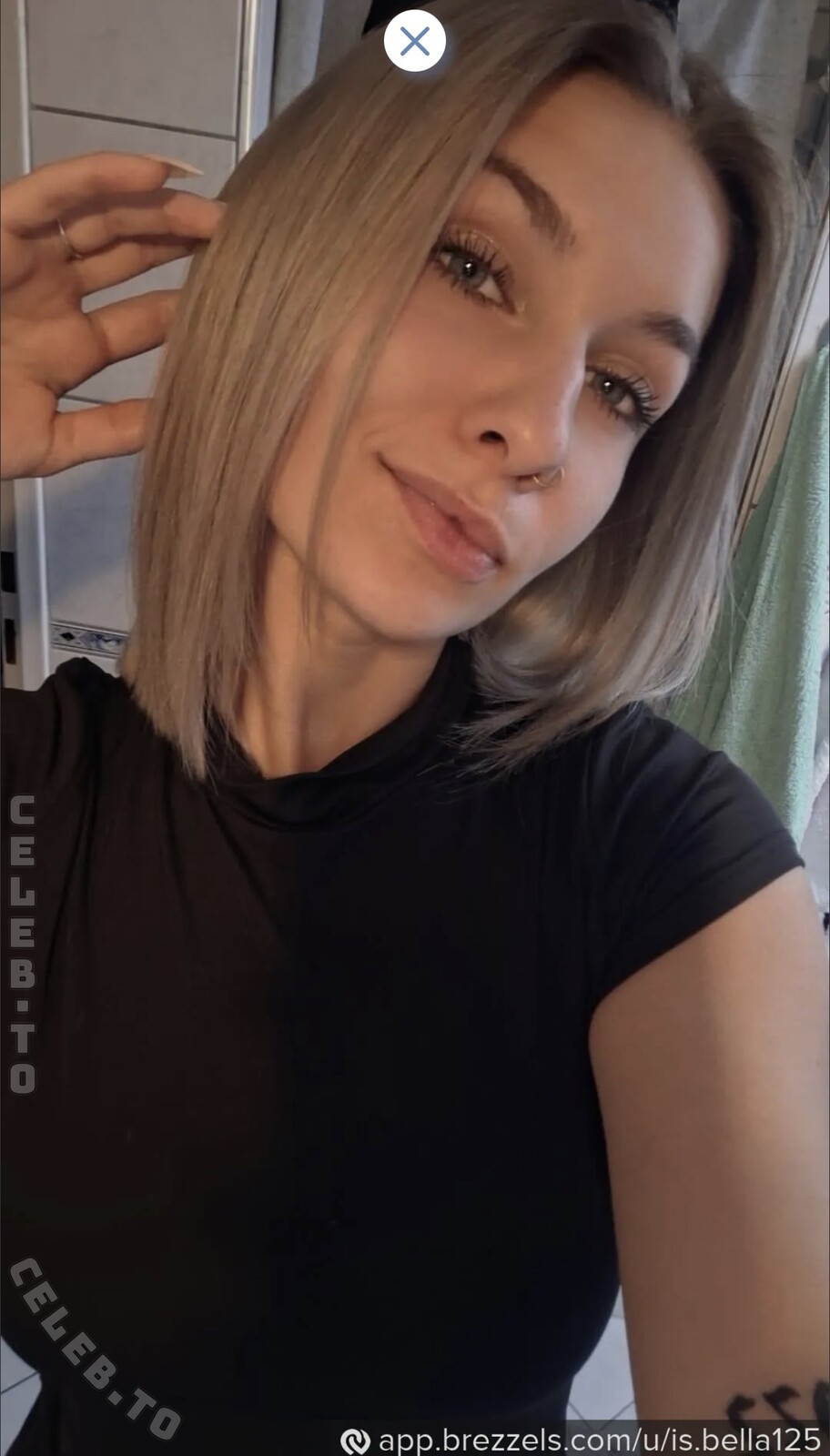 is.bella125 nude photo 1