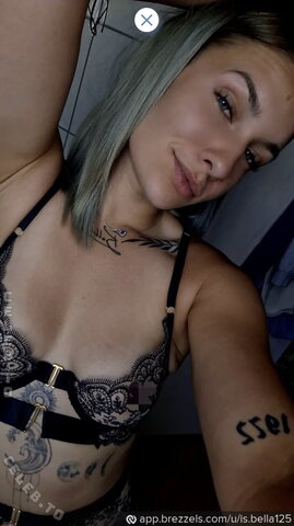 is.bella125 nude photo 15