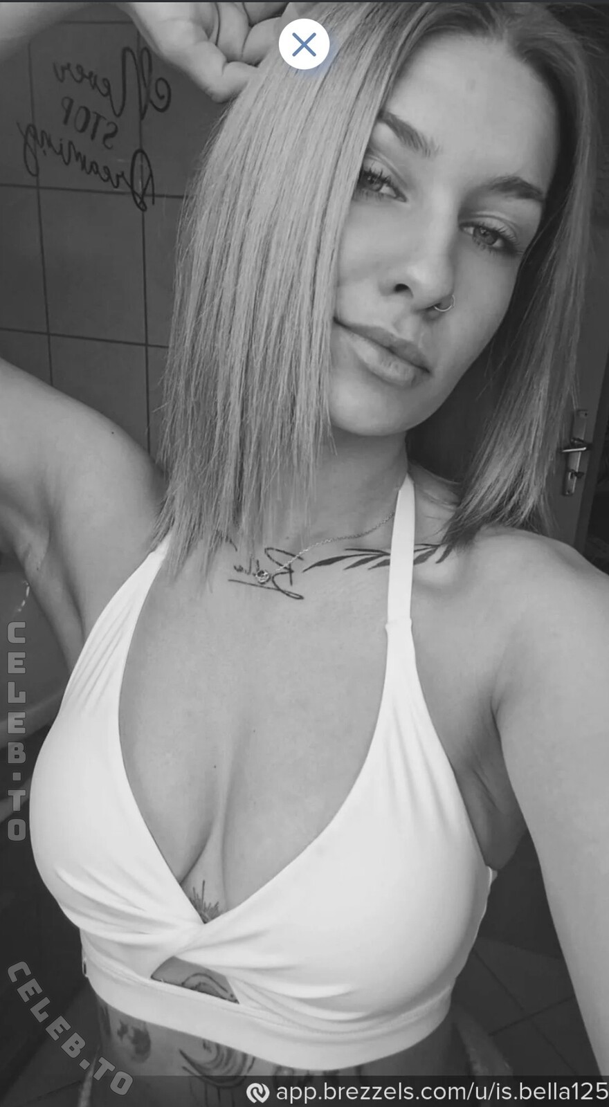 is.bella125 nude photo 12