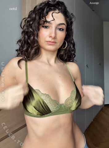 Ischtar Isik nude photo 9