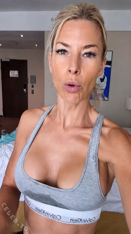 Isi Glück nude photo 16