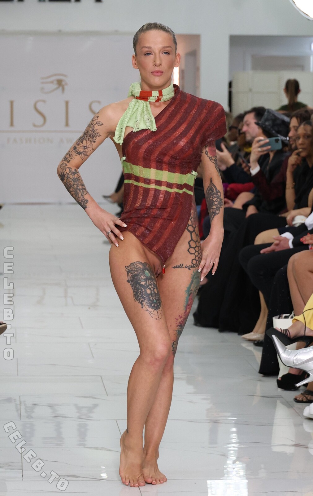 Isis Fashion Award nude photo 3