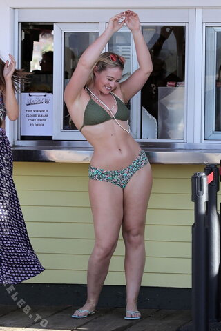 Iskra Lawrence nude photo 13