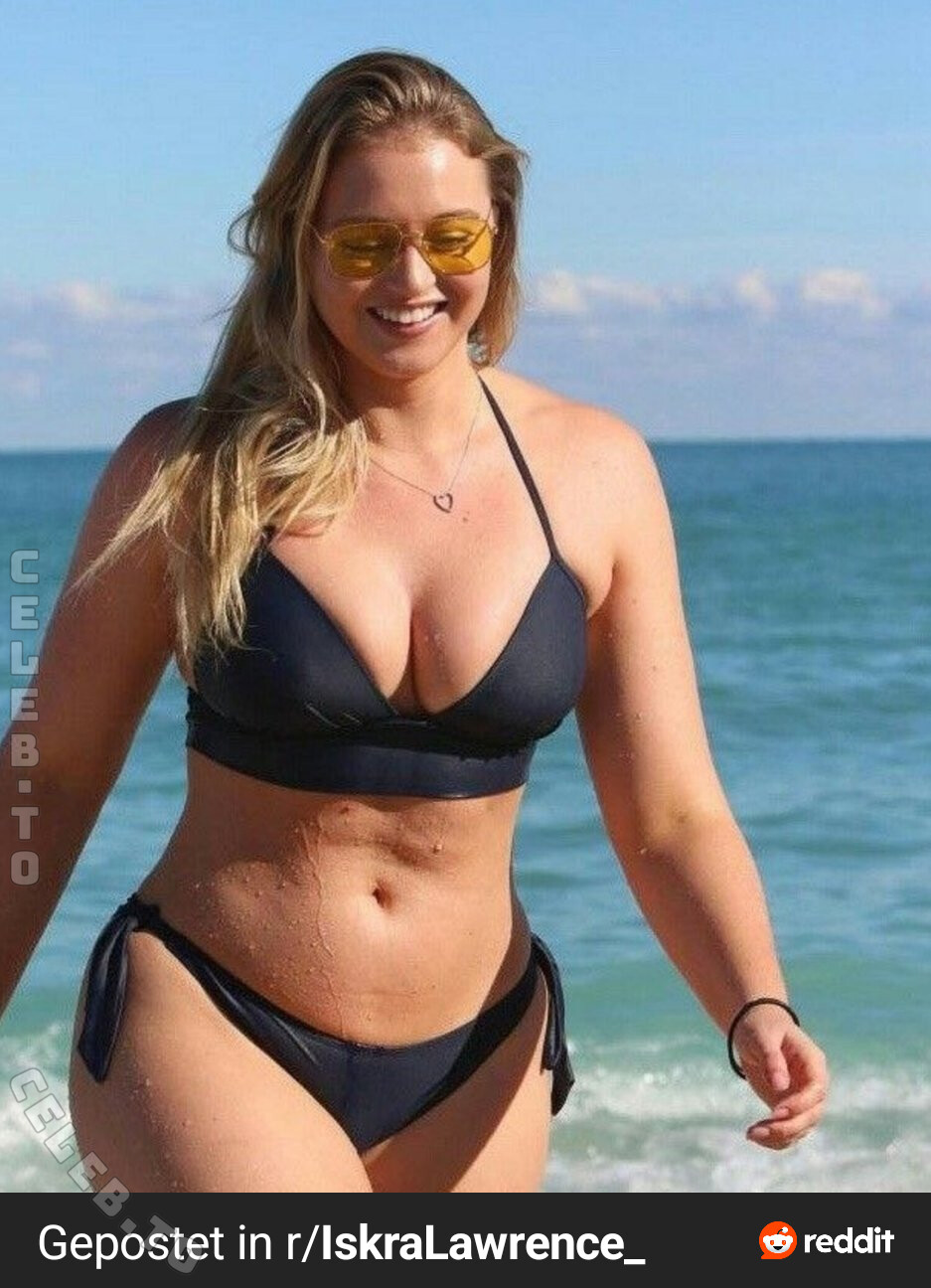 Iskra Lawrence nude photo 13