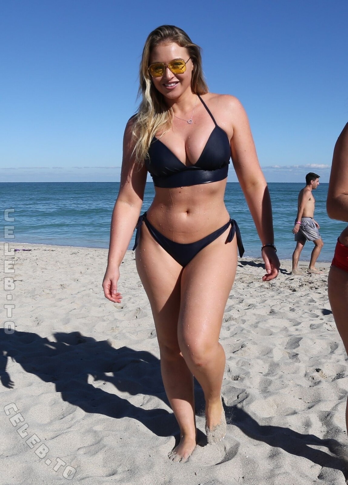 Iskra Lawrence nude photo 21