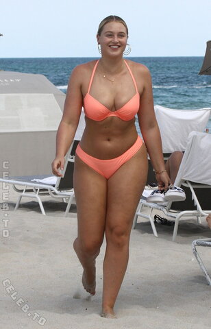 Iskra Lawrence in a Pink Bikini on the Beach in Miami 07/13/2018
