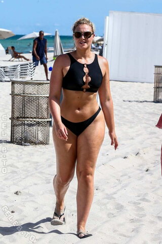 Iskra Lawrence photo 3