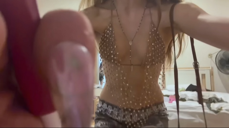 Isobel Burwood nude photo 30