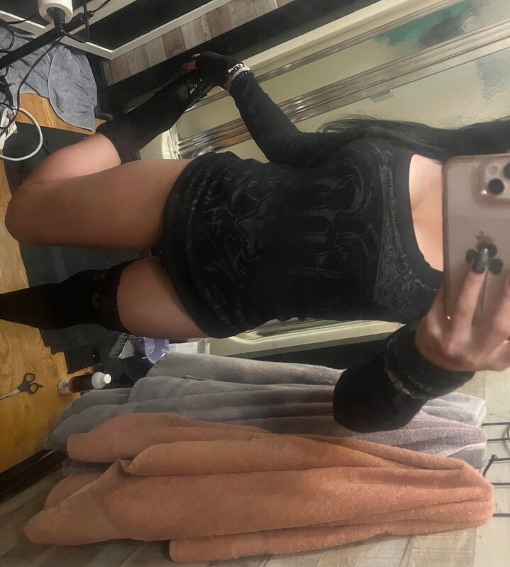 itallhappensatonce nude photo 18