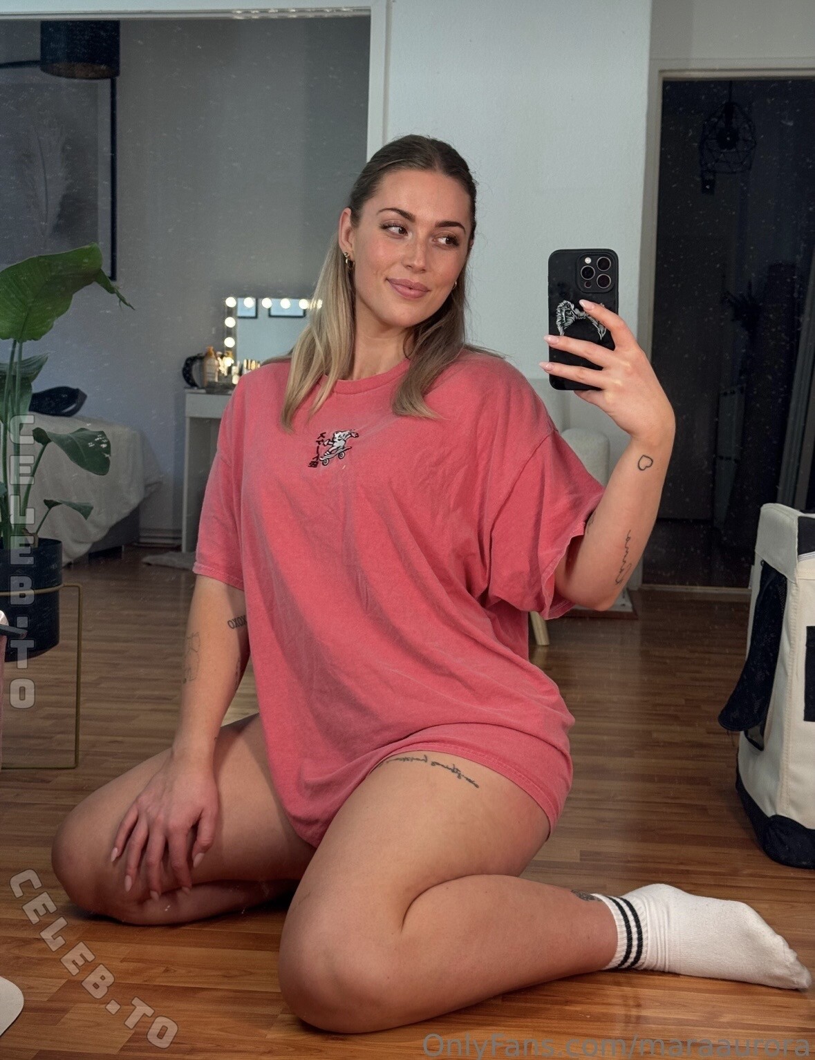 Itisemimarie nude photo 13