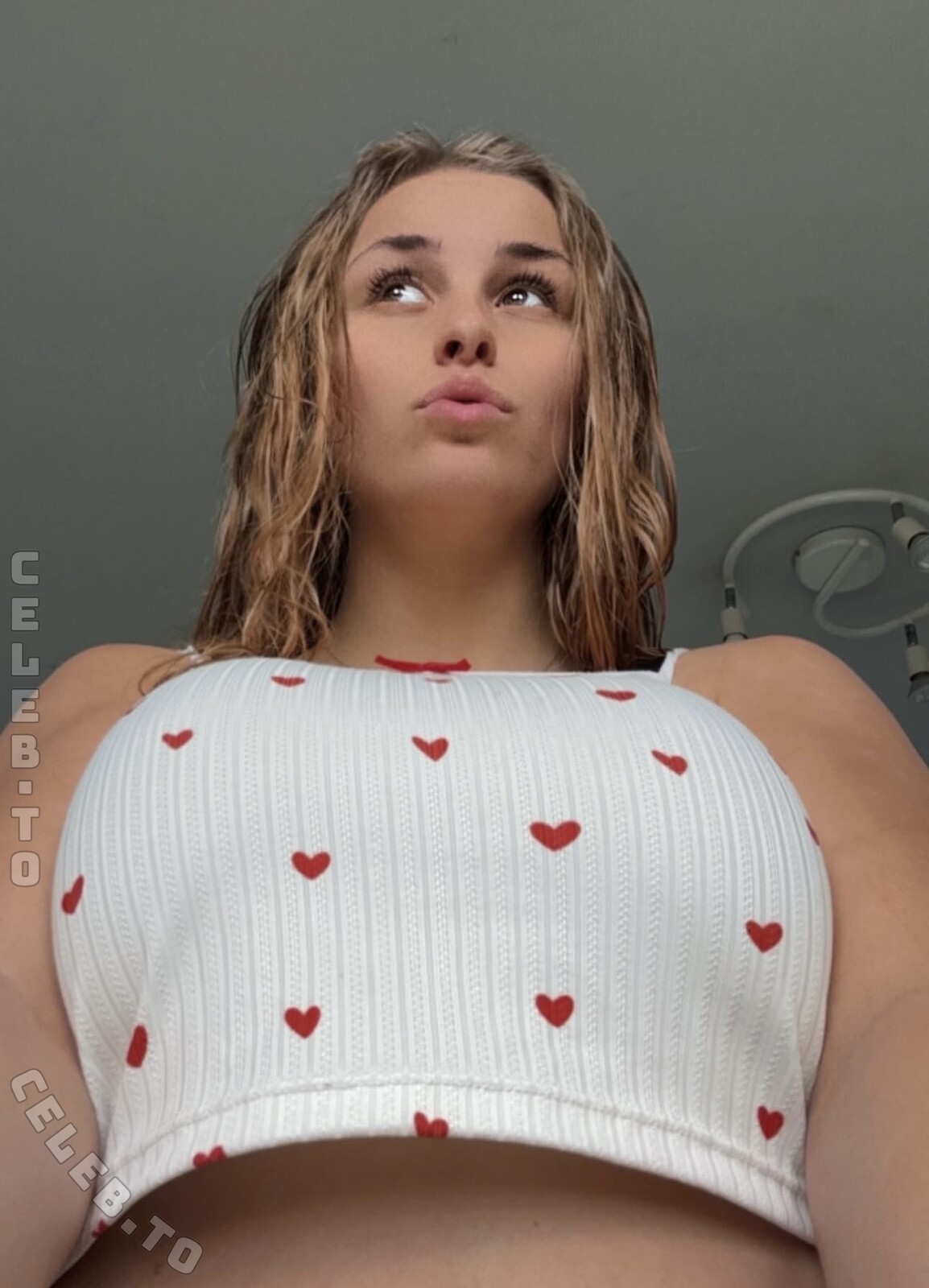 Itsanais70 nude photo 3