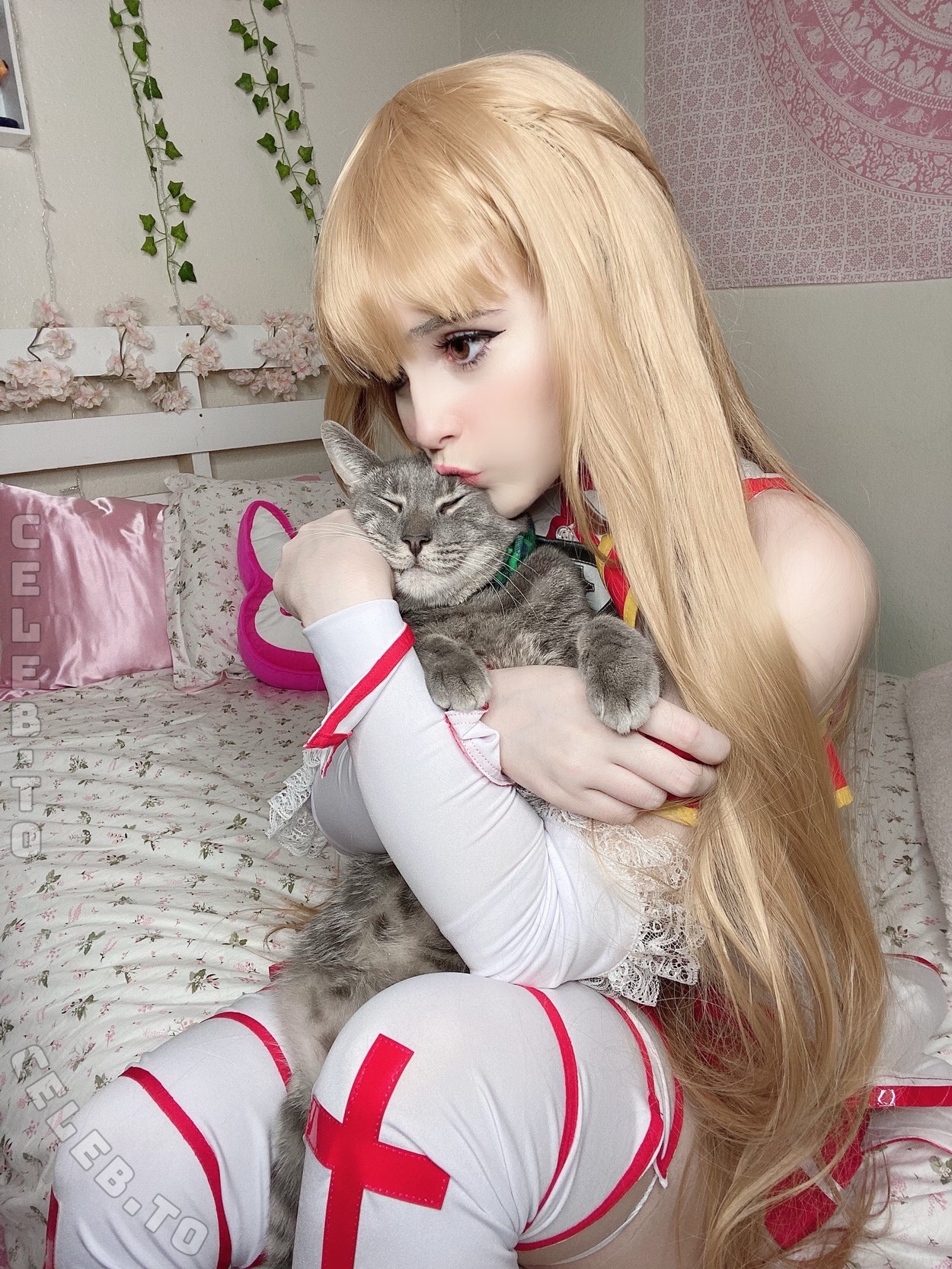 Itscandycloud nude photo 9