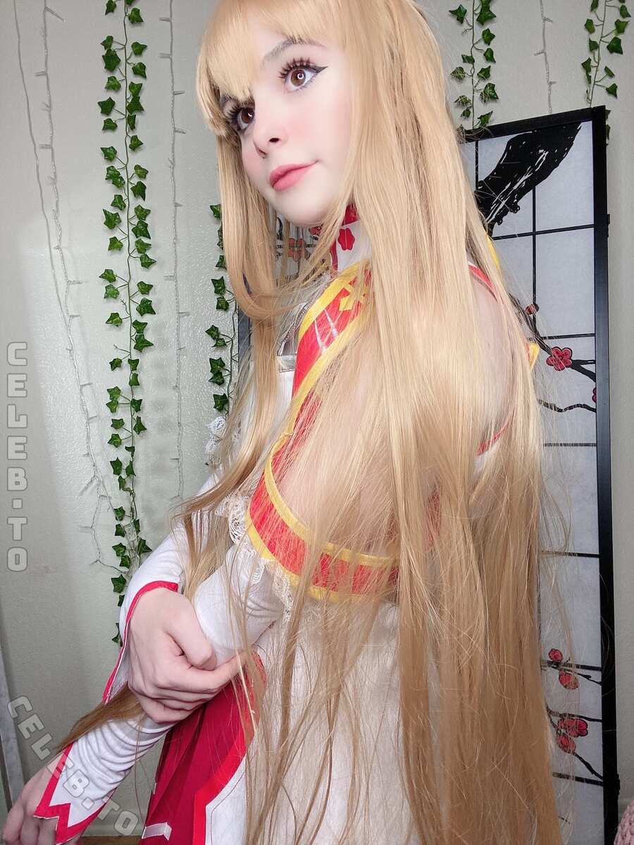 Itscandycloud nude photo 10