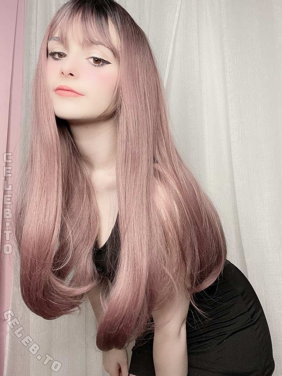 Itscandycloud nude photo 11